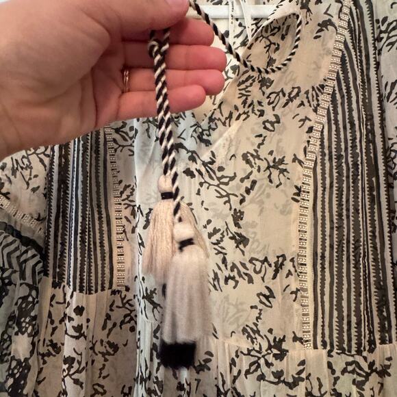 Anthropologie Talulah Tiered Midi Dress Cream Black Boho Tiered Patterned Boho - Picture 8 of 9